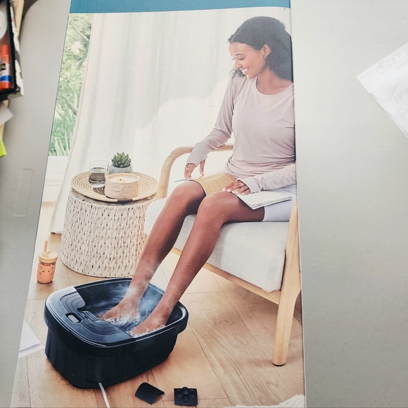 HoMedics Bubble Bliss Deluxe Foot-Spa with Heat - Picture 6 of 6